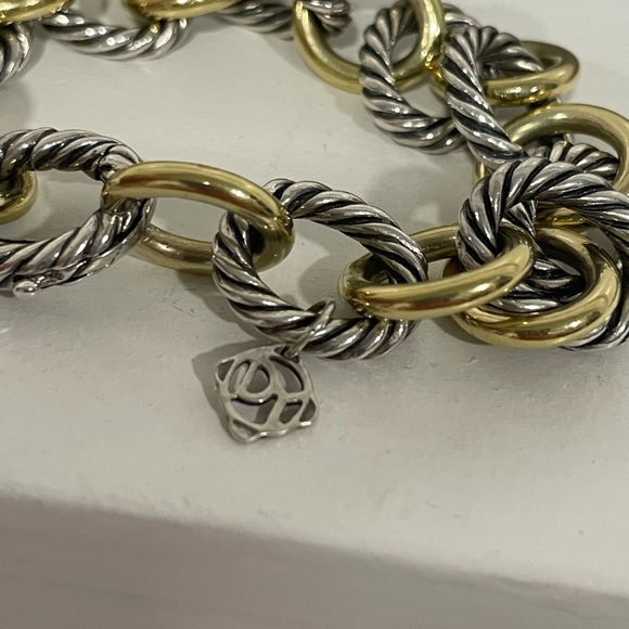 David Yurman Two Tone Large Oval Link Bracelet - Picture 2 of 5